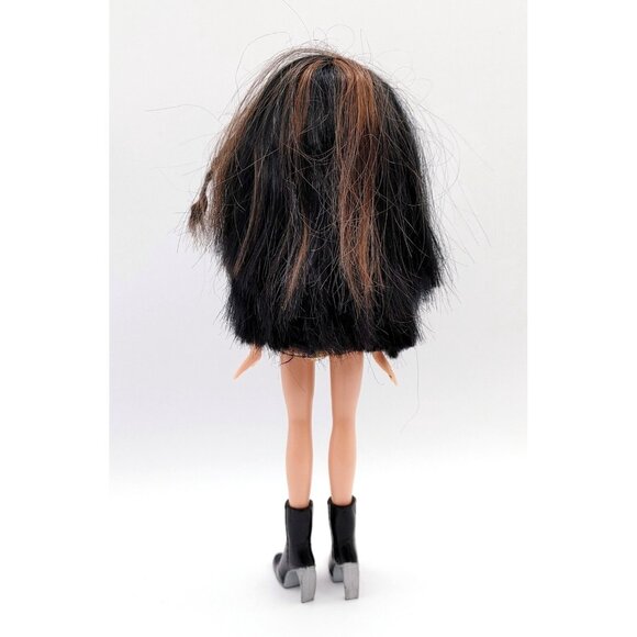 BRATZ 10” DOLL STYLE IT! JADE OUTFIT & Shoes - Picture 4 of 5